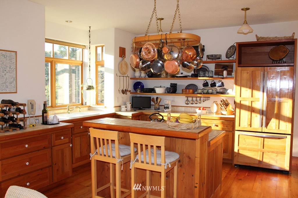 17 River Rock Road Winthrop, WA 98862 - Photo 4 of 25 Gallery Image 4
