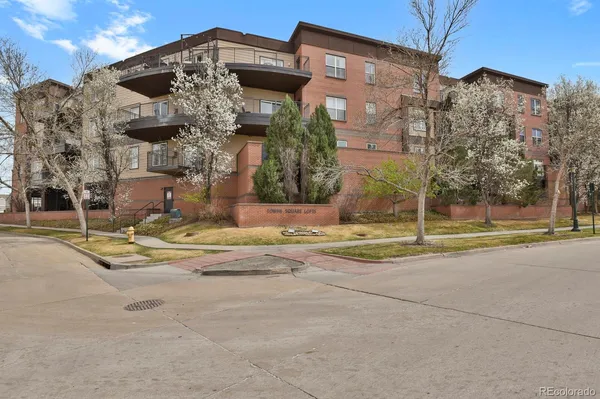$235,000 | 15475 Andrews Drive, Unit 413, Denver, CO 80239
