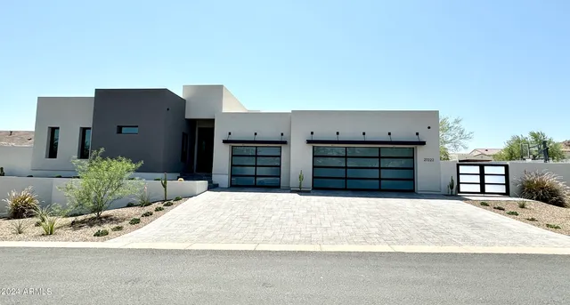 $2,195,000 | 27222 North 64th Drive, Phoenix, AZ 85083