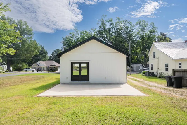 $255,000 | 513 Crook Avenue, Henderson, TN 38340