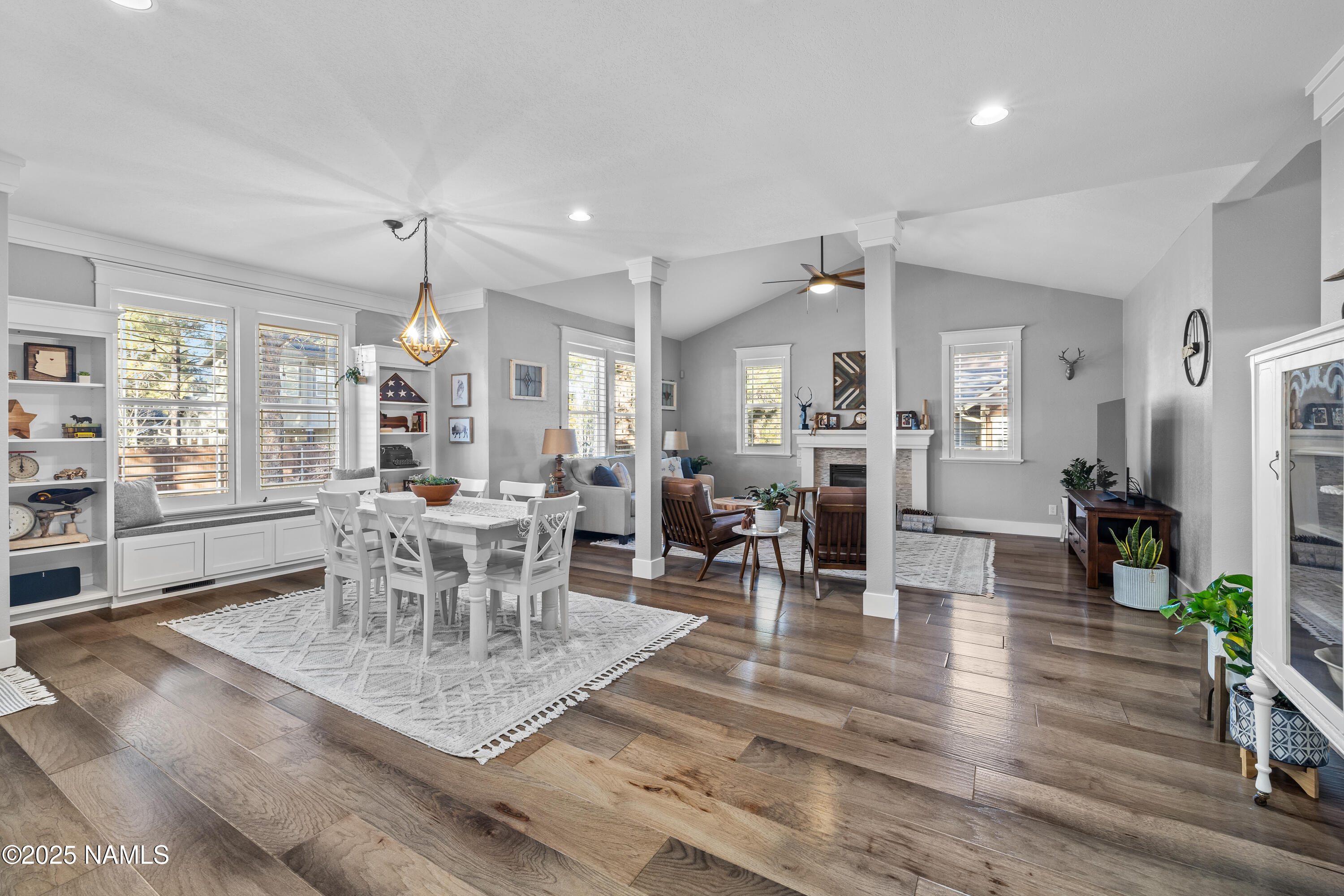 310 West Wulfenite Road Flagstaff, AZ 86005 - Photo 8 of 28 Dining Room and Living Room