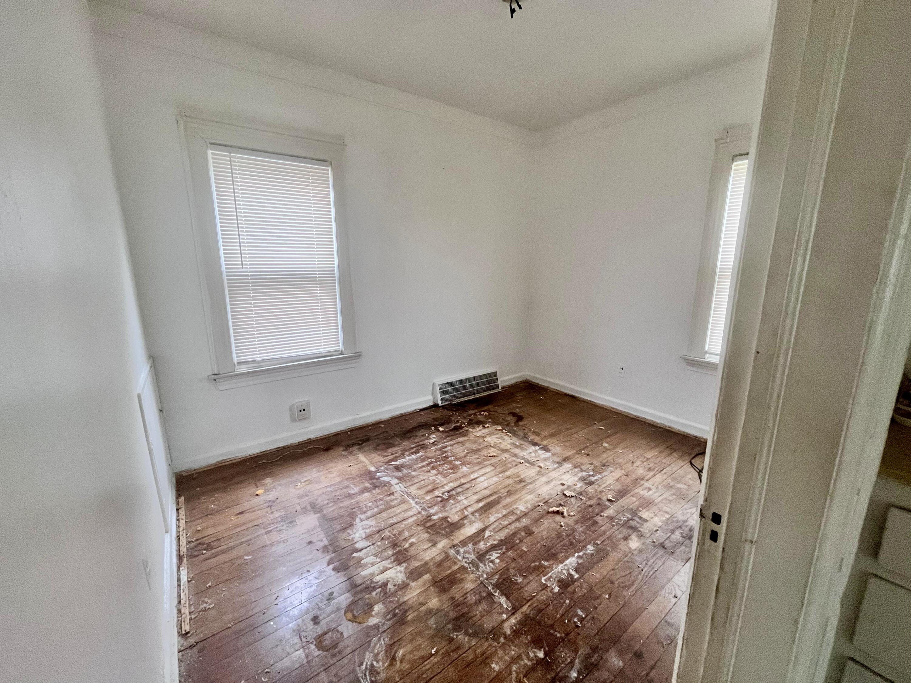 19249 Marx Street Detroit, MI 48203 - Photo 14 of 20 20260520_151516000_iOS 6