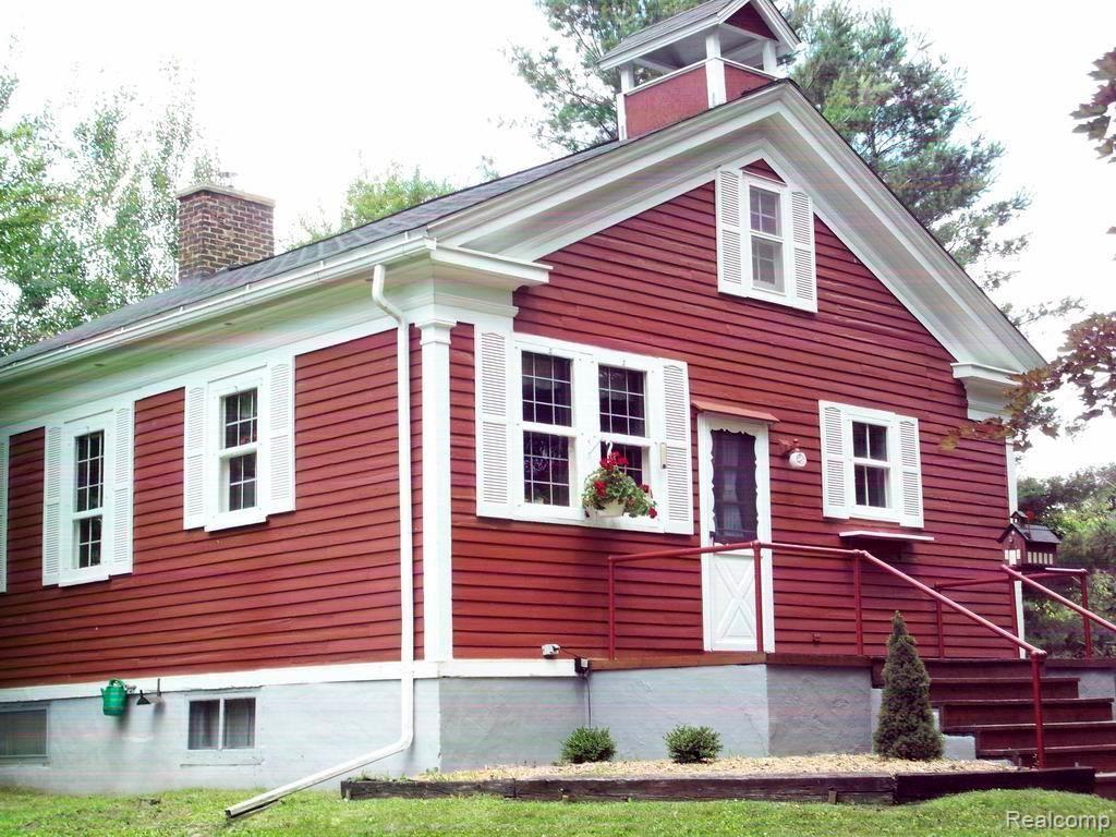 1480 Noble Road Leonard, MI 48367 - Photo 13 of 33 UPDATED FRONT