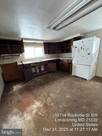 $43,700 | 15718 Rockville Street Southwest, Lonaconing, MD 21539