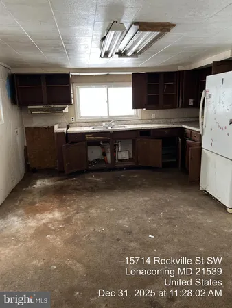 $43,700 | 15718 Rockville Street Southwest, Lonaconing, MD 21539