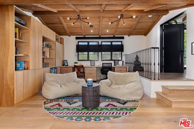 a view of an entryway