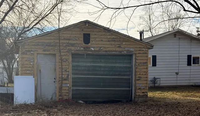 $80,000 | 1208 Academy Street, Elroy, WI 53929