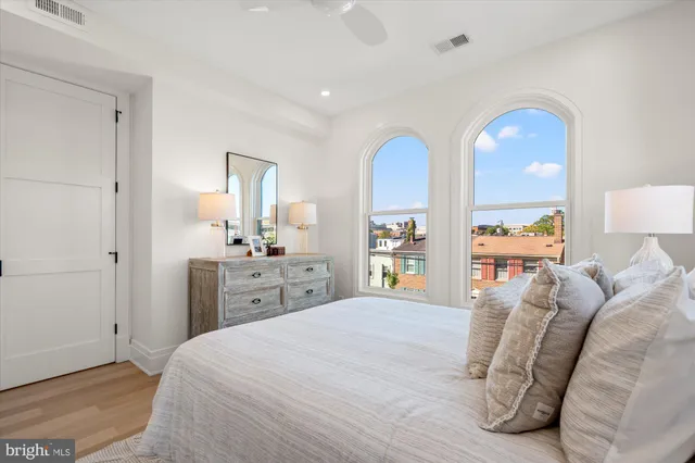 $2,485,000 | 107 North West, Alexandria, VA 22314