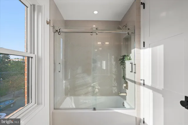 $2,485,000 | 107 North West, Alexandria, VA 22314