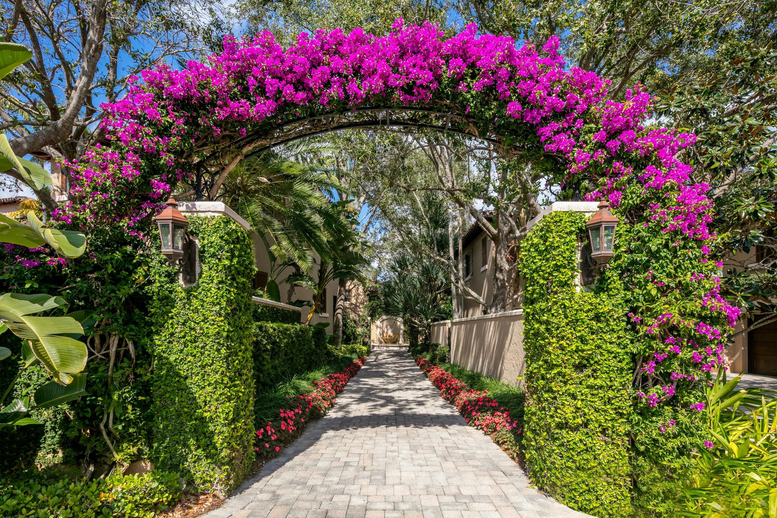 306 Villa Drive Jupiter, FL 33477 - Photo 29 of 30 a picture of flowers