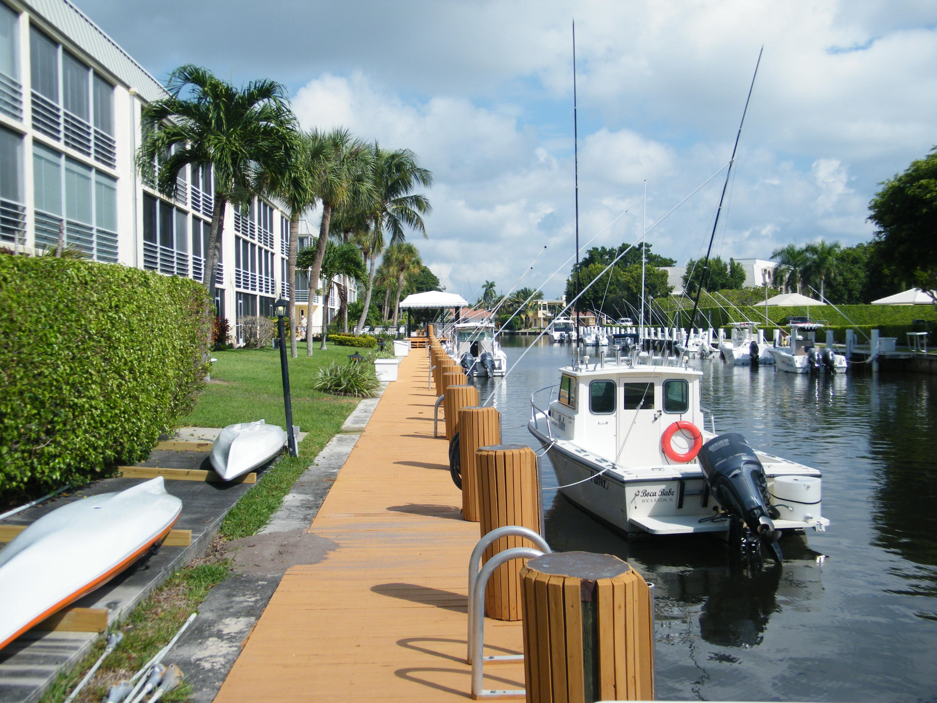5900 Northeast 7th Avenue, Unit 107S Boca Raton, FL 33487 - Photo 16 of 17 Dockage