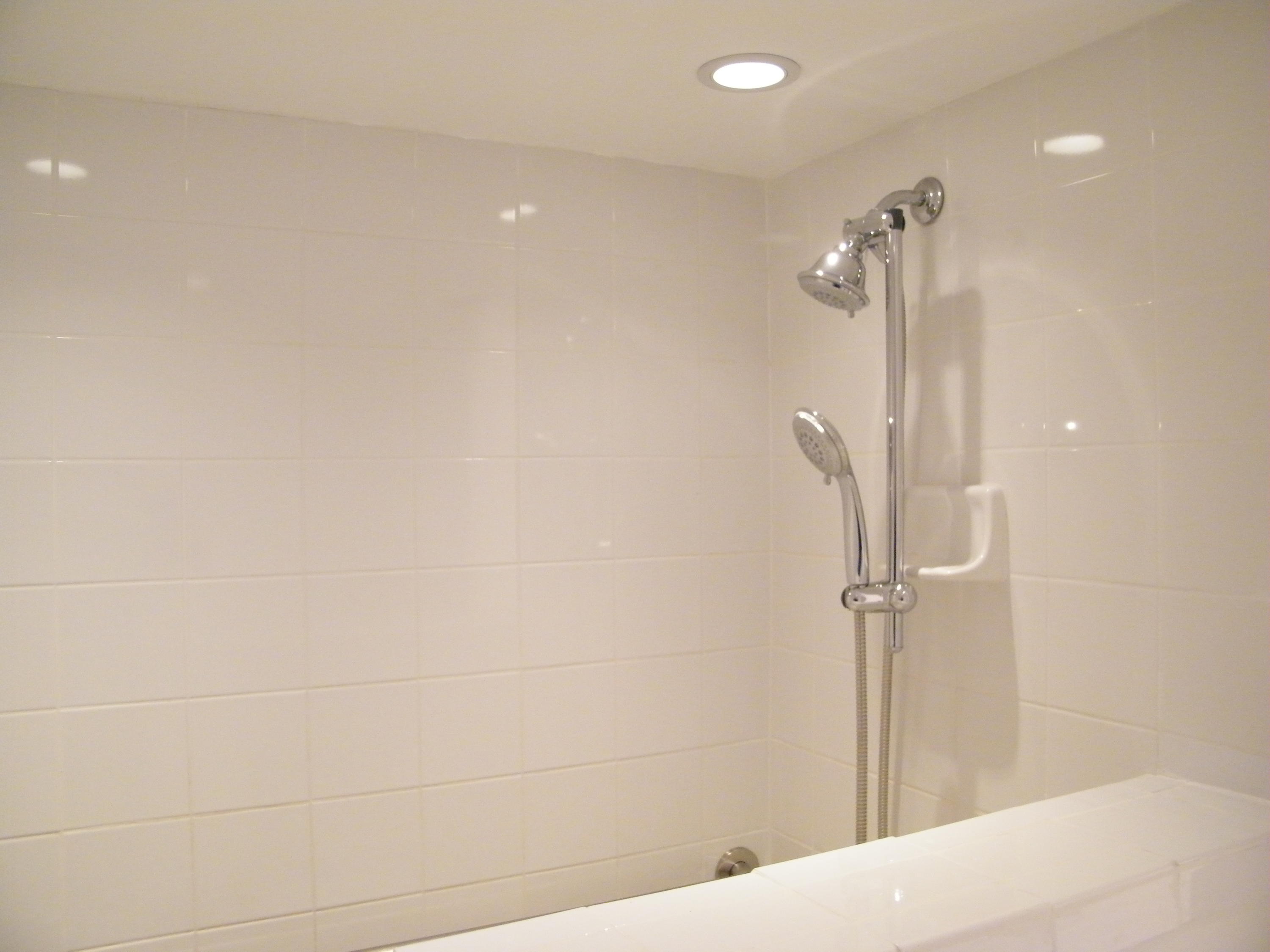 5900 Northeast 7th Avenue, Unit 107S Boca Raton, FL 33487 - Photo 5 of 17 Master shower