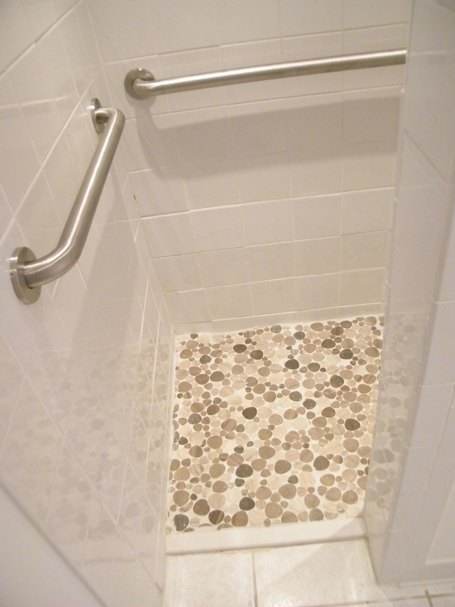 5900 Northeast 7th Avenue, Unit 107S Boca Raton, FL 33487 - Photo 6 of 17 Master shower