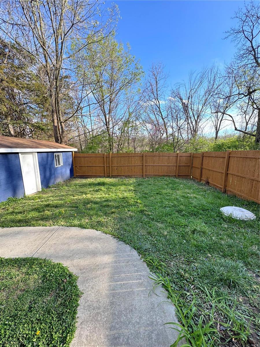9726 Ridge Heights Road Fairview Heights, IL 62208 - Photo 16 of 19 Gallery Image 16