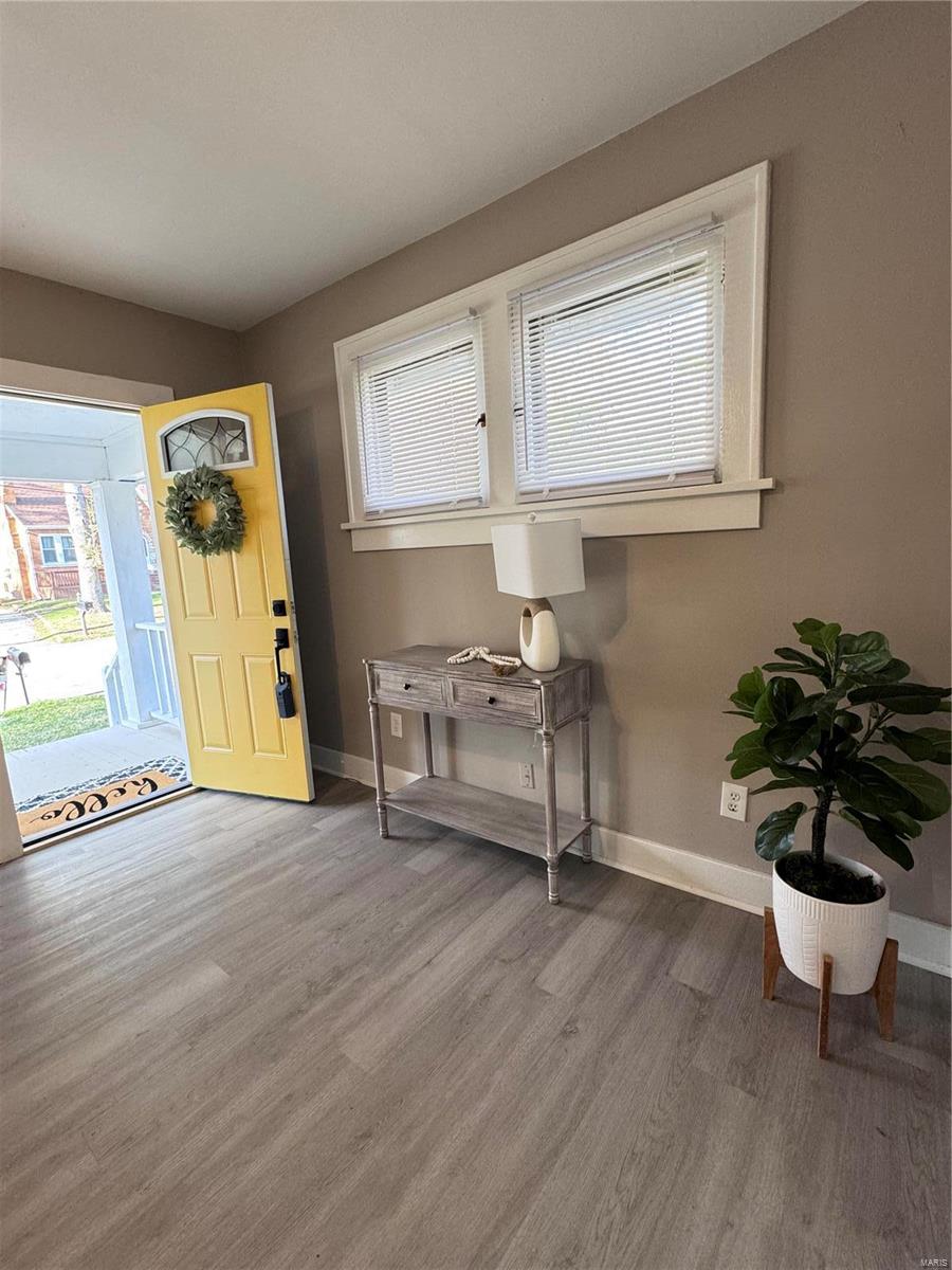 9726 Ridge Heights Road Fairview Heights, IL 62208 - Photo 5 of 19 Gallery Image 5