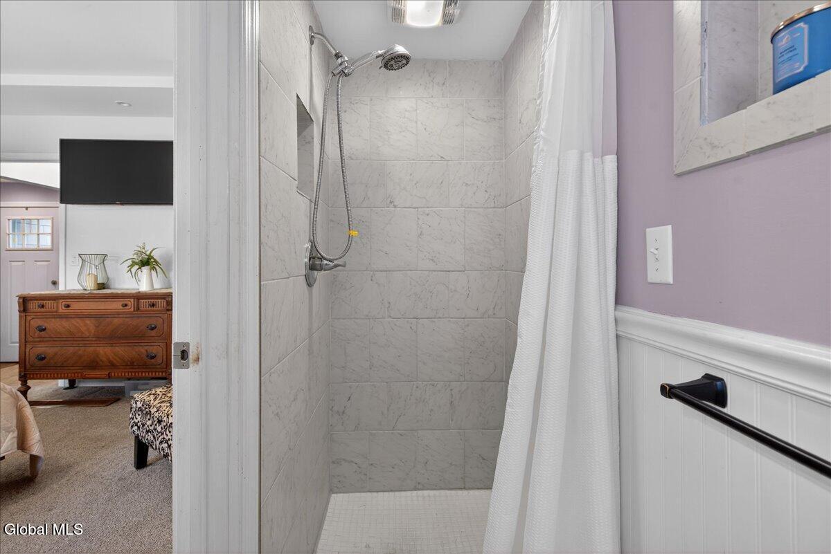 2460 Troy-Schenectady Road Niskayuna, NY 12309 - Photo 18 of 37 19-2460 TROY SCHENECTADY RD-25