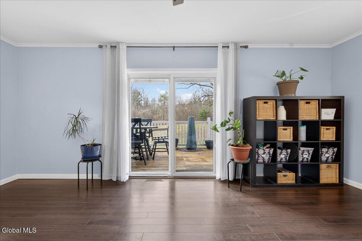 2460 Troy-Schenectady Road Niskayuna, NY 12309 - Photo 21 of 37 26-2460 TROY SCHENECTADY RD-18