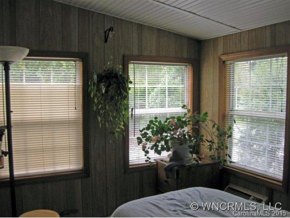 431 Pace Road Hendersonville, NC 28792 - Photo 15 of 24