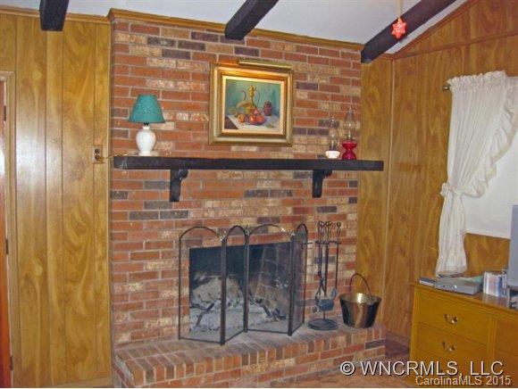 431 Pace Road Hendersonville, NC 28792 - Photo 6 of 24