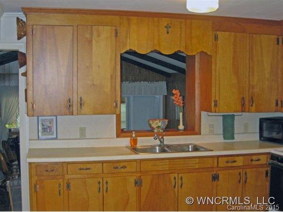 431 Pace Road Hendersonville, NC 28792 - Photo 10 of 24