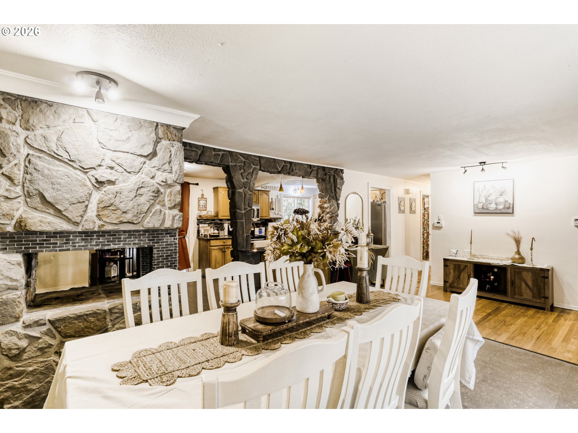 804 Southeast 176th Place Portland, OR 97233 - Photo 12 of 33