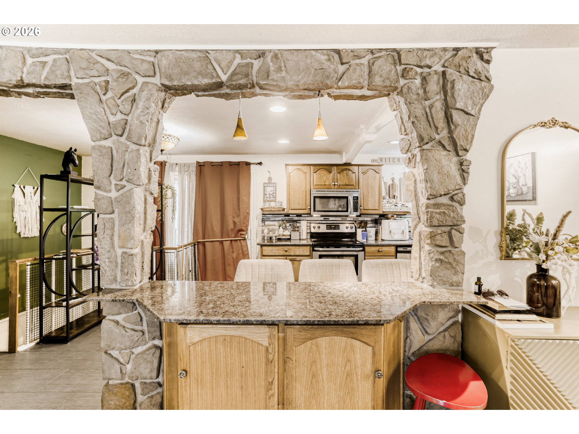 804 Southeast 176th Place Portland, OR 97233 - Photo 15 of 33