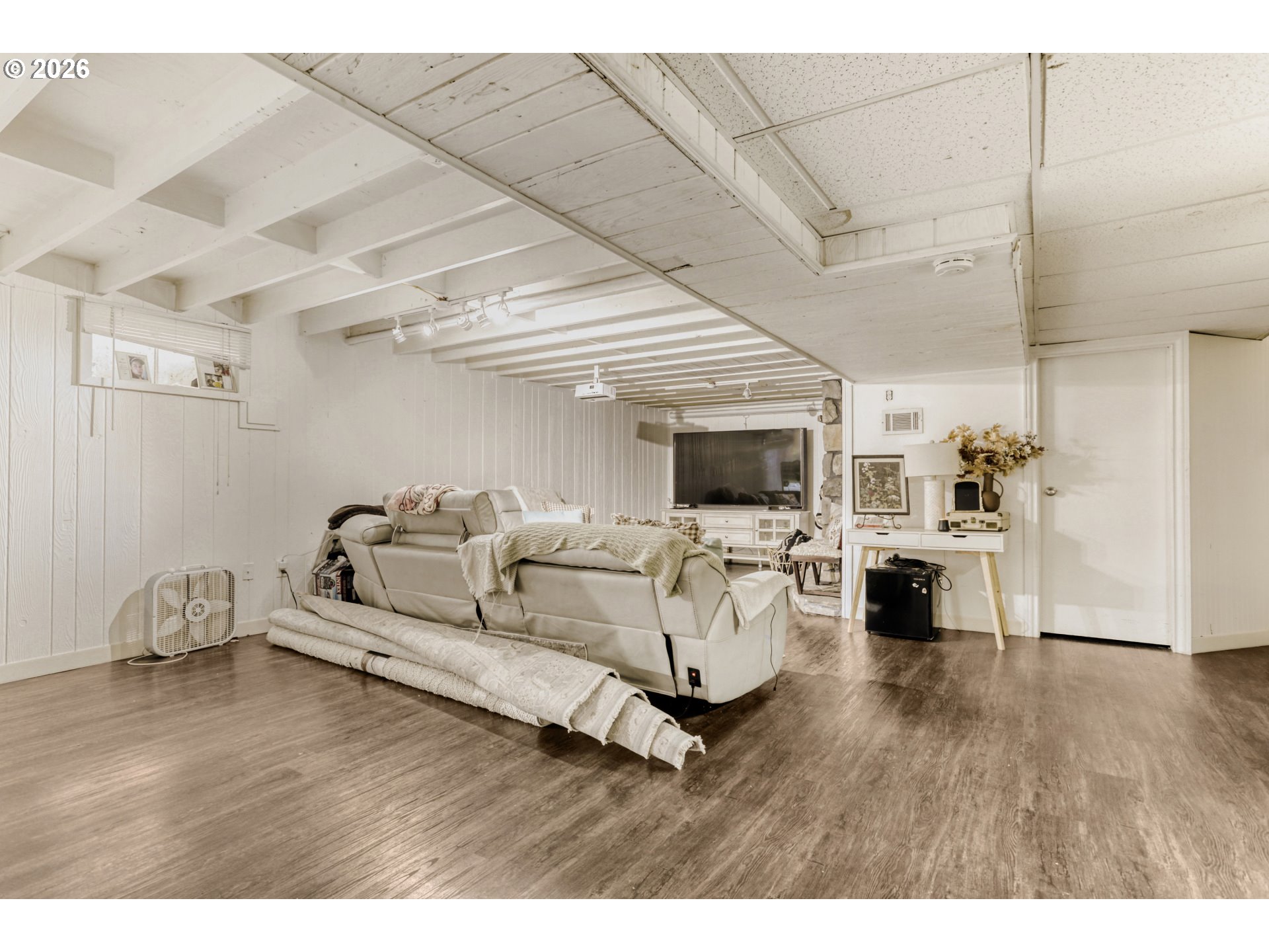 804 Southeast 176th Place Portland, OR 97233 - Photo 5 of 33