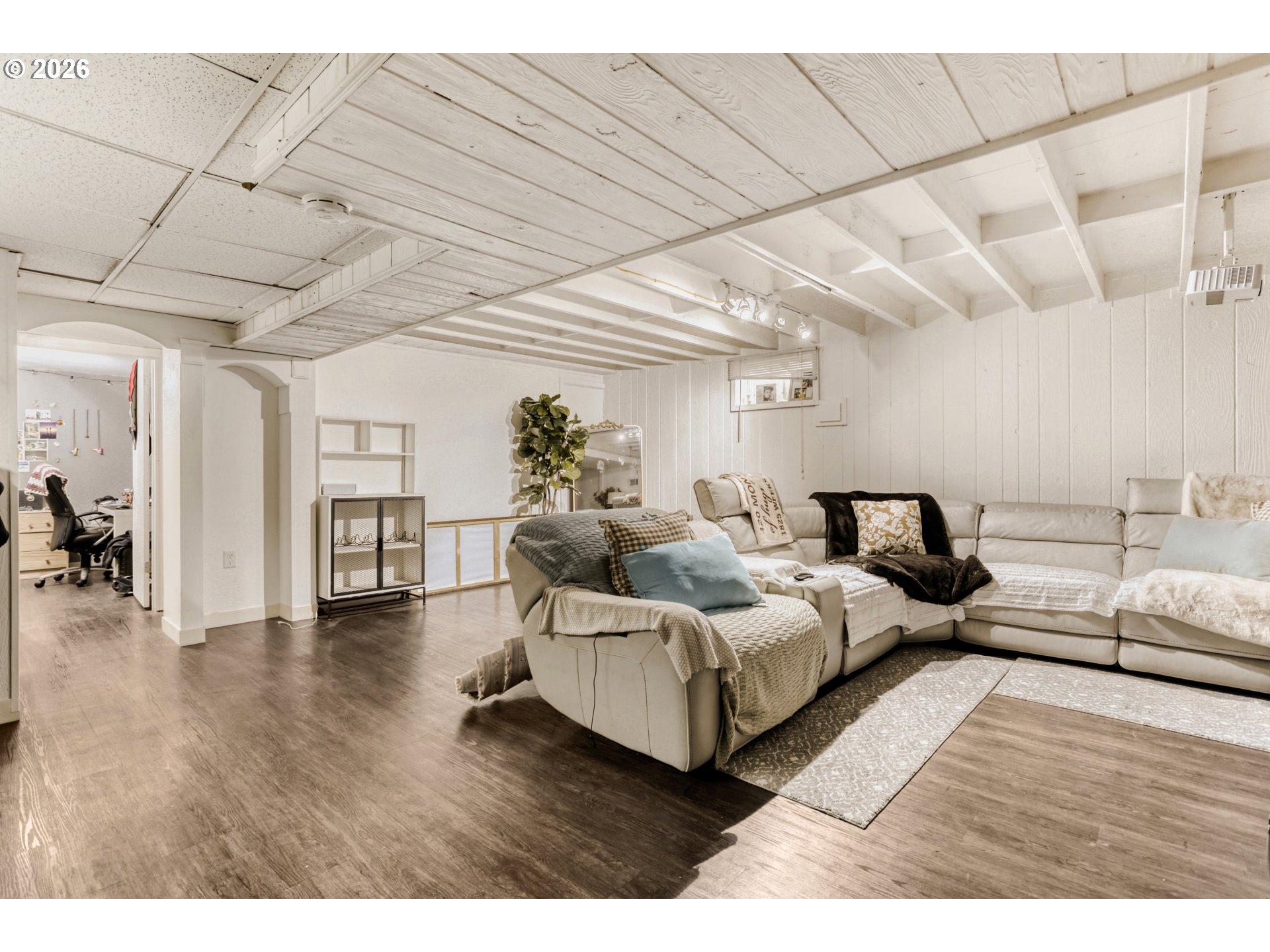 804 Southeast 176th Place Portland, OR 97233 - Photo 8 of 33