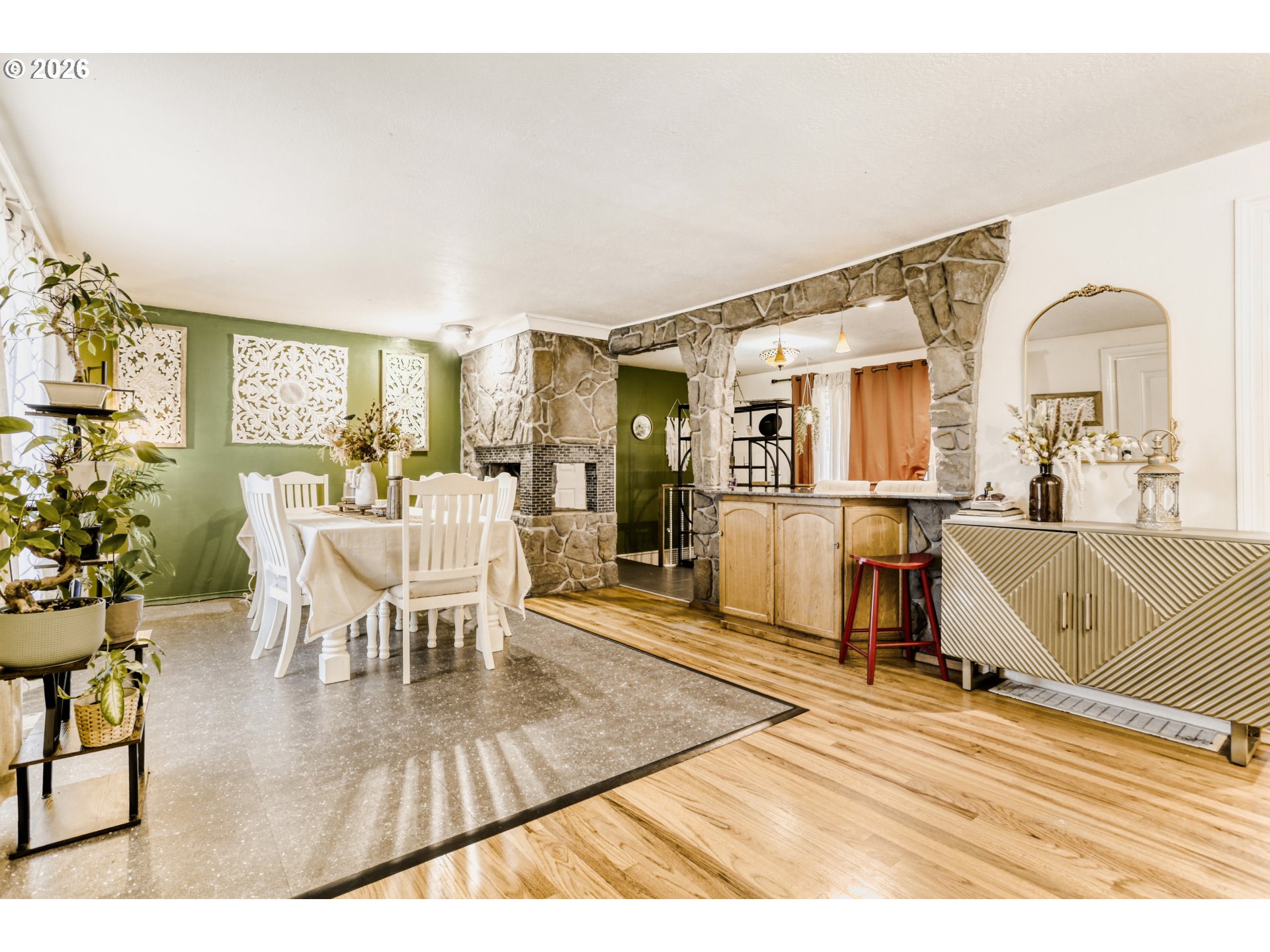 804 Southeast 176th Place Portland, OR 97233 - Photo 9 of 33