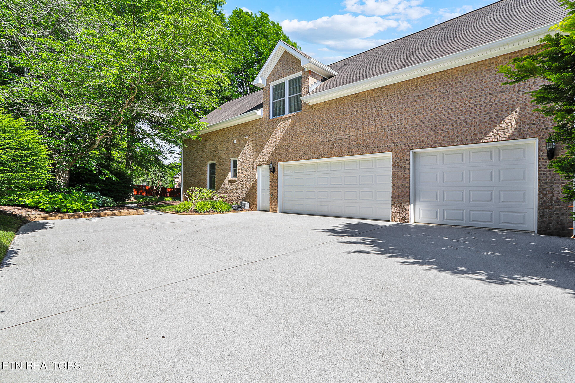 552 Windham Hill Road Knoxville, TN 37934 - Photo 4 of 60 552 Windham Hill Rd-299