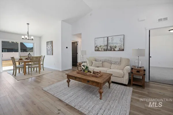 $370,000 | 4086 Williams Street, Buhl, ID 83316