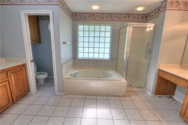 $2,300 | 7713 Odessa Drive, Corpus Christi, TX 78413