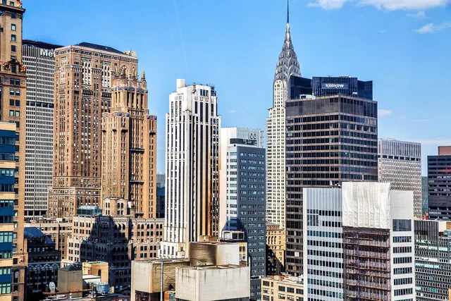 $2,215,000 | 400 5th Avenue, Unit 37C | Midtown South