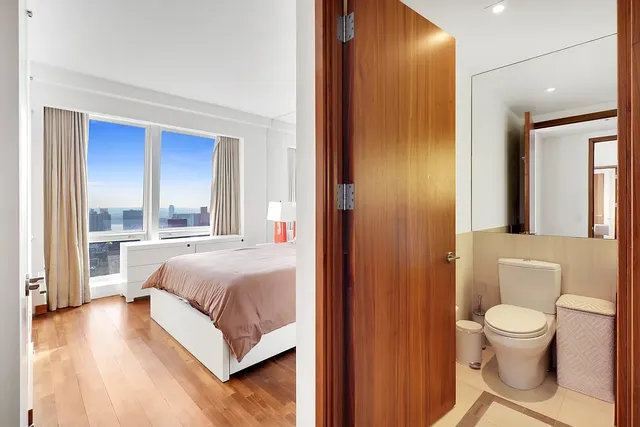 $2,215,000 | 400 5th Avenue, Unit 37C | Midtown South