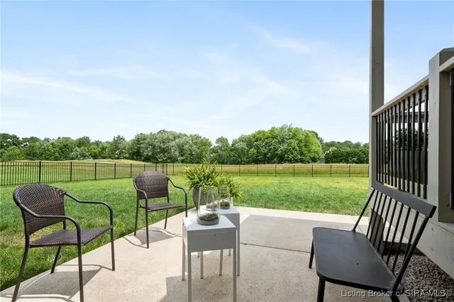 $619,900 | 1865 Augusta Boulevard, Henryville, IN 47126