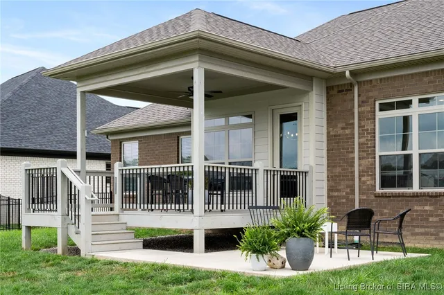 $619,900 | 1865 Augusta Boulevard, Henryville, IN 47126