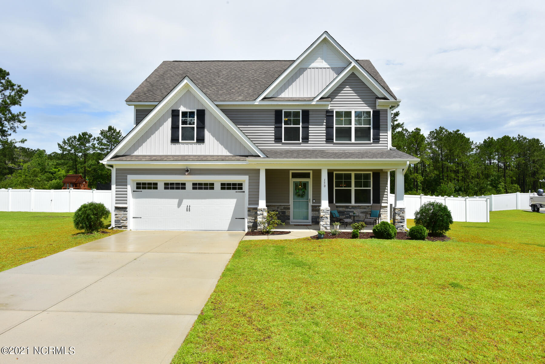150 Peytons Ridge Drive Hubert, NC 28539 - Photo 1 of 48 Primary