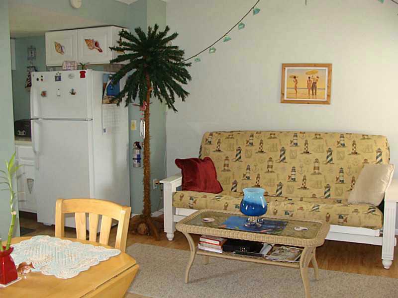 4239 Old Post Road, Unit 8 Charlestown, RI 02813 - Photo 4 of 14 Living Room.