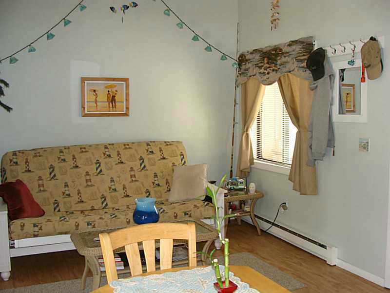 4239 Old Post Road, Unit 8 Charlestown, RI 02813 - Photo 7 of 14 Living Room.