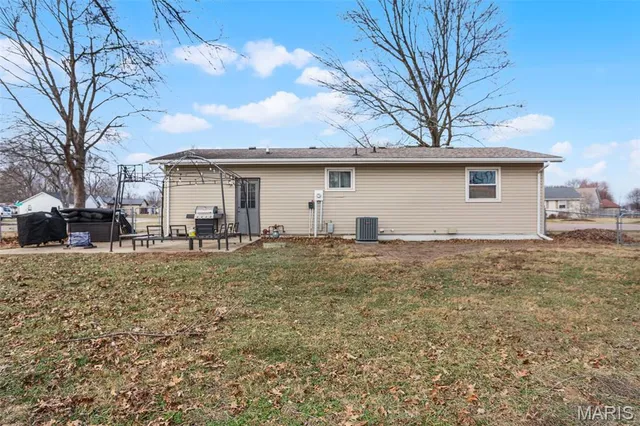 $187,500 | 622 Ensign Circle, Edwardsville, IL 62025