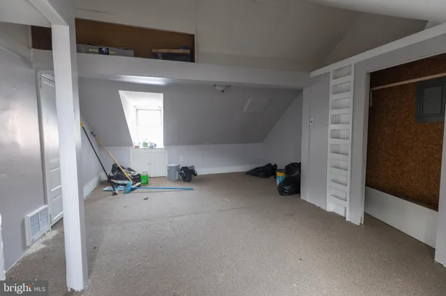 $775 | 212 West Market Street, Unit C, Pottsville, PA 17901