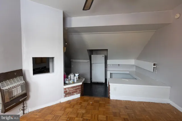 $775 | 212 West Market Street, Unit C, Pottsville, PA 17901