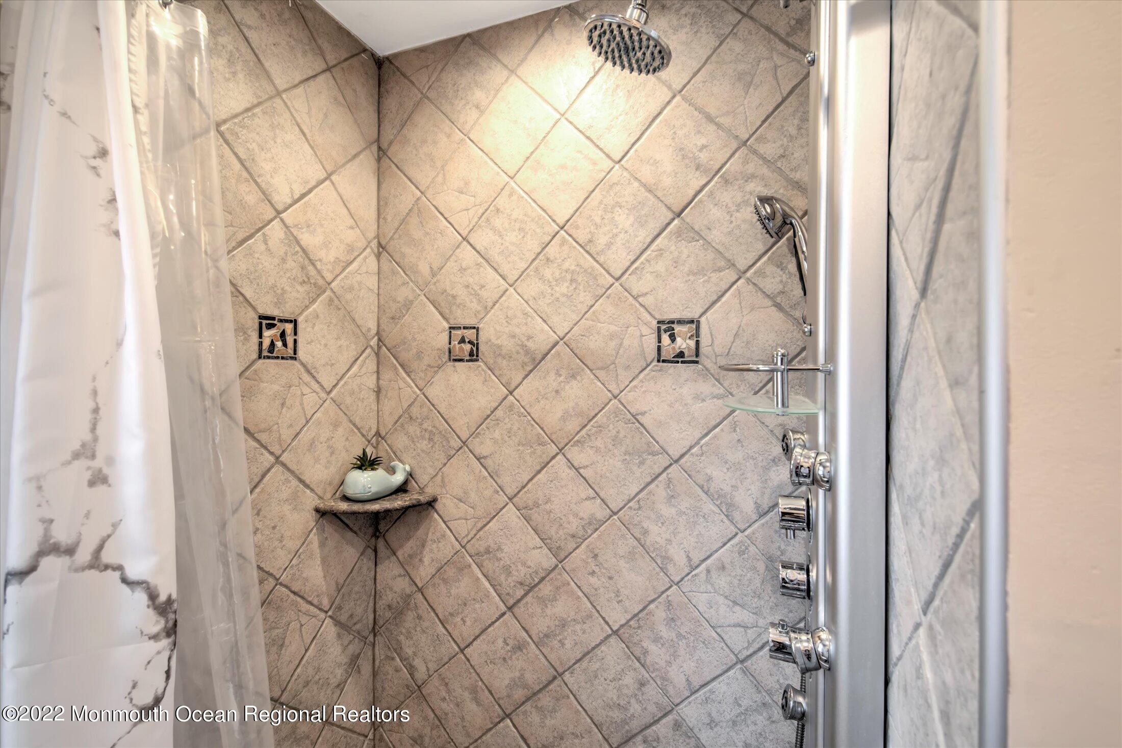 52 Cannon Road Freehold, NJ 07728 - Photo 26 of 46 27-BATHROOM