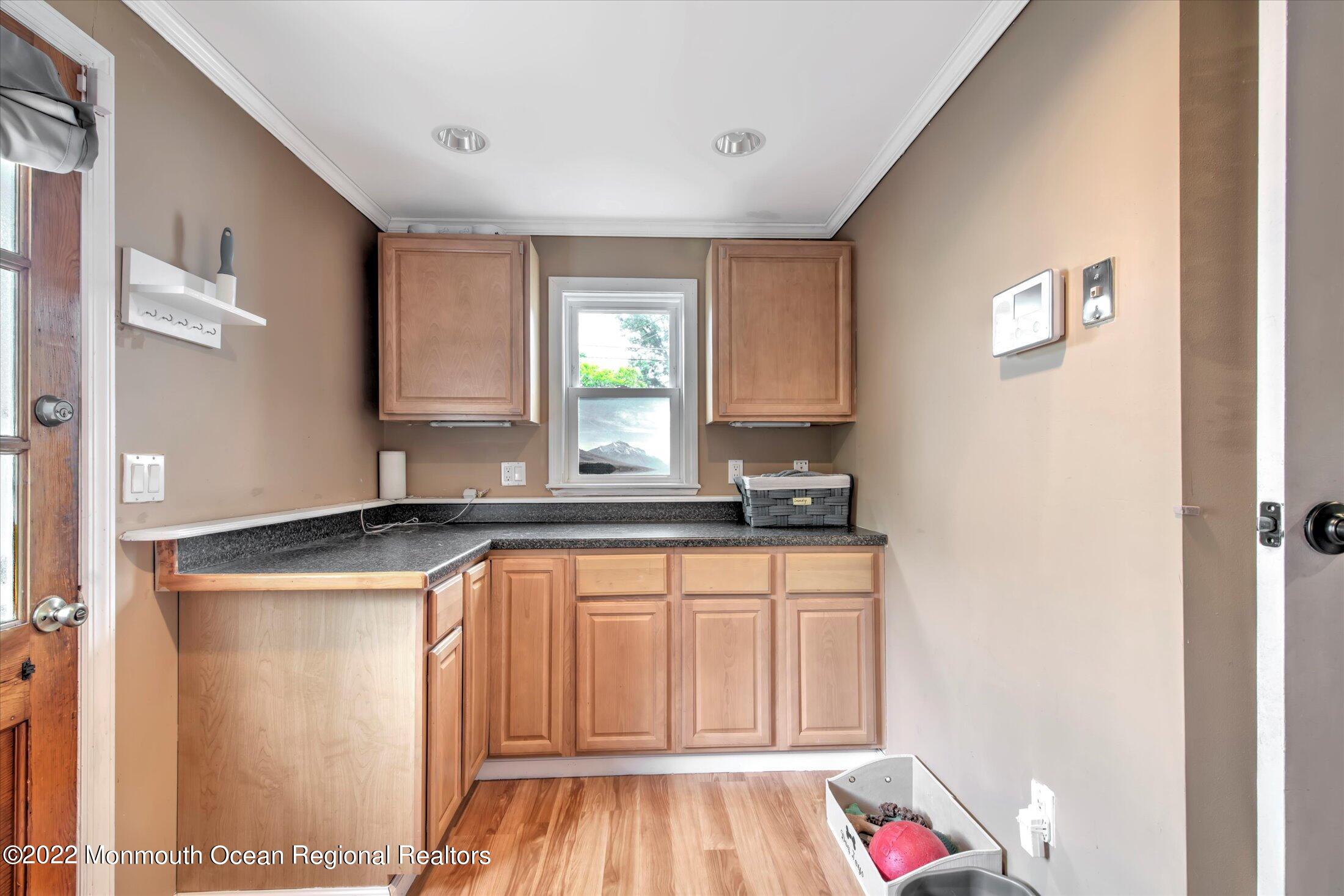 52 Cannon Road Freehold, NJ 07728 - Photo 29 of 46 30-LAUNDRY ROOM