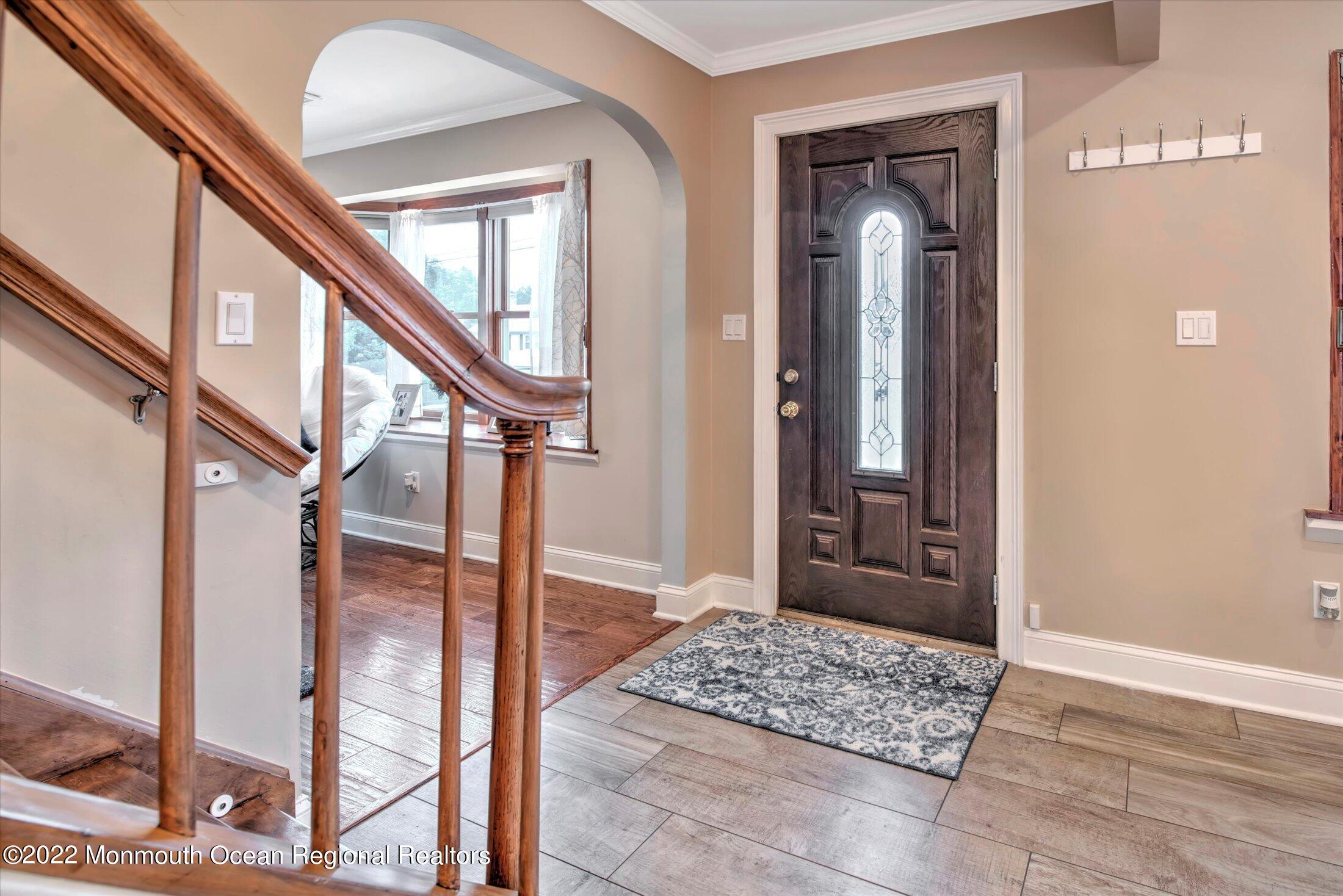 52 Cannon Road Freehold, NJ 07728 - Photo 4 of 46 07-FOYER