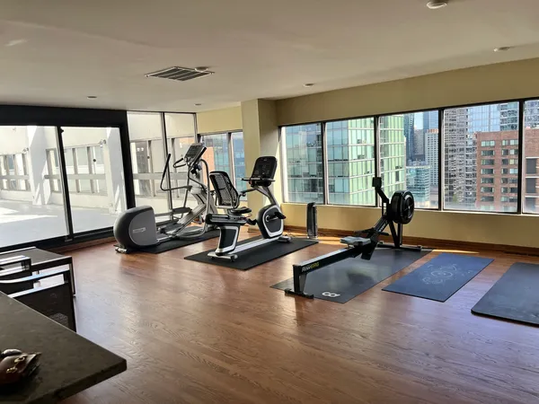 $2,050 | 230 East Ontario Street, Unit 2104, Chicago, IL 60611