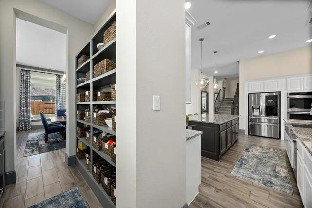 $1,075,000 | 11106 Laguna Mesa Drive, Cypress, TX 77433