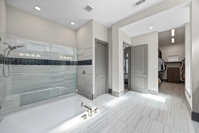 $1,075,000 | 11106 Laguna Mesa Drive, Cypress, TX 77433