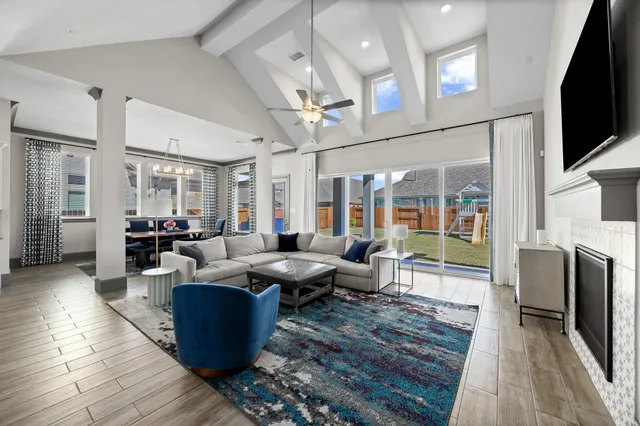 $1,075,000 | 11106 Laguna Mesa Drive, Cypress, TX 77433