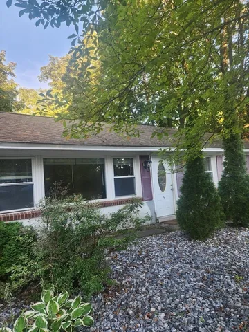 $2,200 | 5 Greenville Street, Spencer, MA 01562